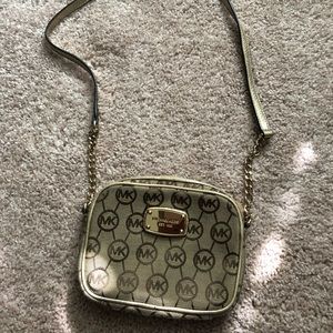Authentic Michael kors crossbody